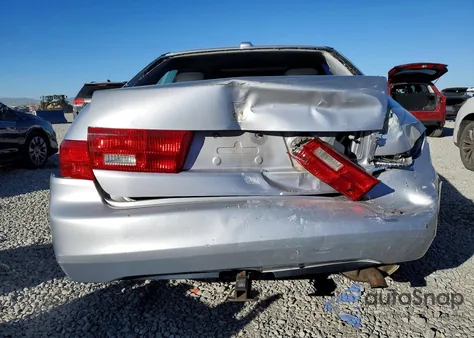 2005 Honda Accord z USA, uszkodzony, nr VIN 1HGCM56835A015882